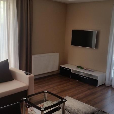 Apartament Wilga Park Cracovia Exterior foto