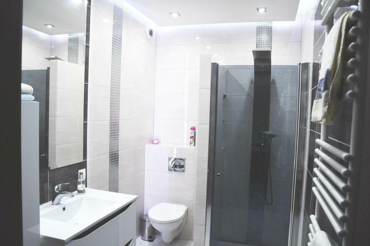 Apartament Wilga Park Cracovia Exterior foto